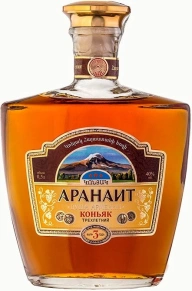 Коньяк Аранаит, 3 года, 0.5 л