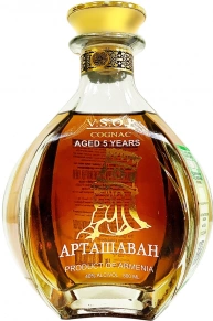 Коньяк Арташаван, 5 zvezd, 5 лет, 0.5 л