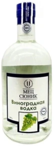 Водка Виноградная, Мец Сюник, 0.5 л