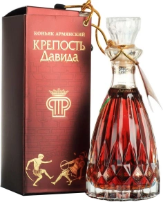 Коньяк Крепость Давида, 8 лет, 0.5 л (п/у)