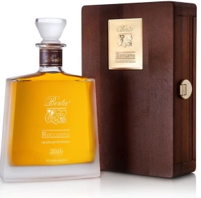 Граппа Roccanivo, Berta, 8 лет, 0.7 л (п/у)
