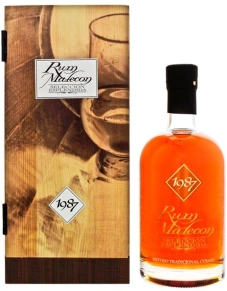 Ром Seleccion Esplendida, Malecon, 28 лет, 0.7 л (п/у)