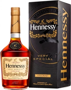 Коньяк Hennessy, VS, 2 года, 3 л (п/у)