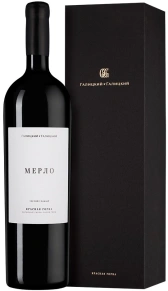Вино Мерло, Красная Горка, 2020, 1.5 л (п/у)