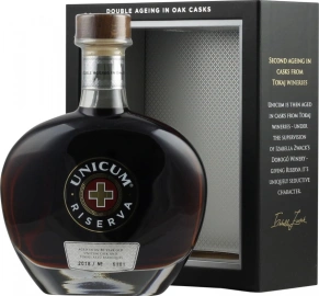 Ликер Riserva, Unicum, 0.7 л (п/у)