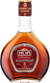 Коньяк Подарочный, Ной, 3 звезды, 3 года, 0.25 л (п/у)