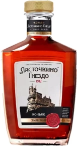 Коньяк Ласточкино Гнездо, KV, 7 лет, 0.5 л