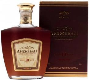 Коньяк Arjevan, 10 лет, 0.5 л (п/у)