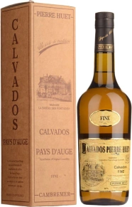 Кальвадос Pays d'Auge AOC, Calvados Pierre Huet, Fine, 2-3 года, 0.7 л (п/у)