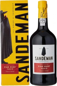 Портвейн Fine Ruby Porto, Sandeman, DOP, 0.75 л (п/у)