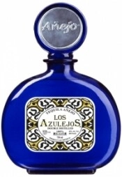 Текила Los Azulejos, 14-18 месяцев, 0.75 л