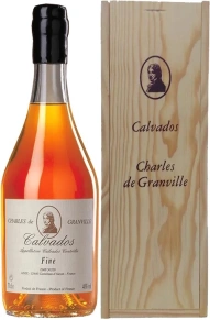 Кальвадос Charles de Granville, VS, 3 года, 0.7 л (п/у)